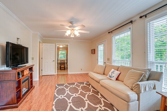 Photo - 4984 Webster Rd Unit SI ID1546111P