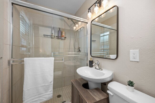 Photo - 2796 K St Unit SI ID1364187P