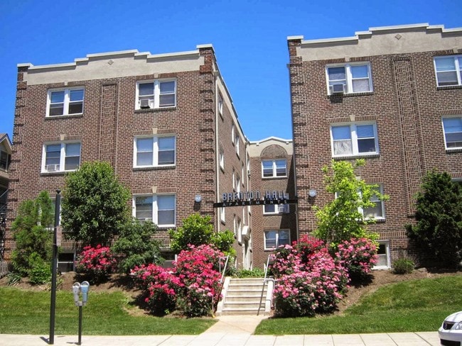Photo - Brenton Hall/Hampden Manor Apartment Homes