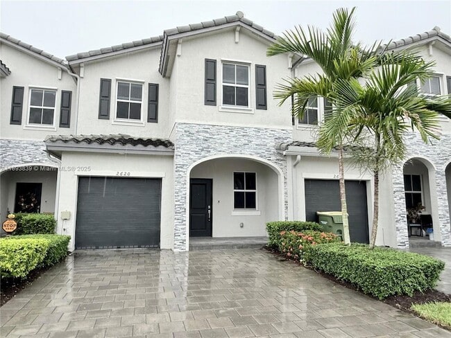 Building Photo - 2620 SE 11th Ct