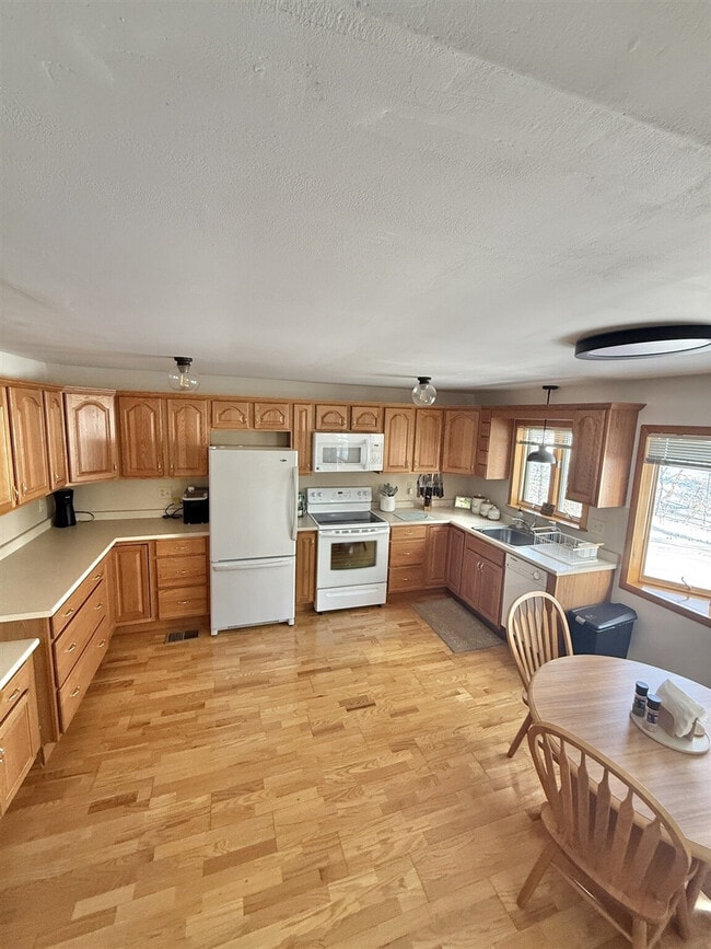 Photo - 35 Babes Ln Unit SI ID1498592P