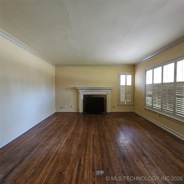 Photo - 2442 E 19th St