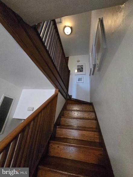 Photo - 1319 E Street NE Unit