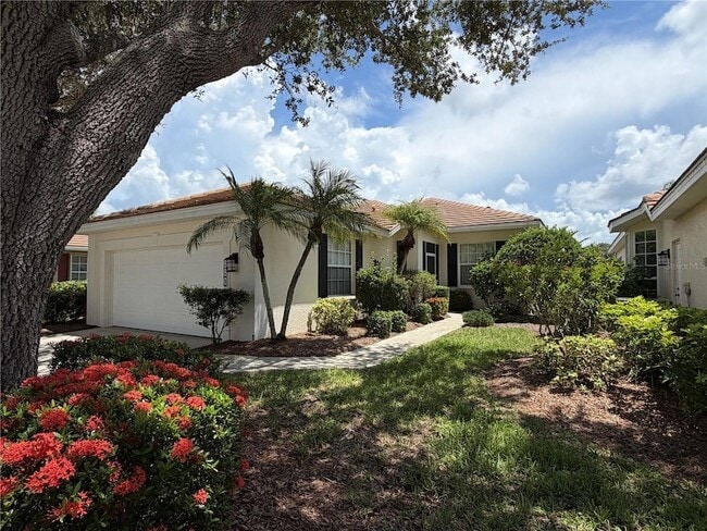Photo - 880 Chalmers Dr