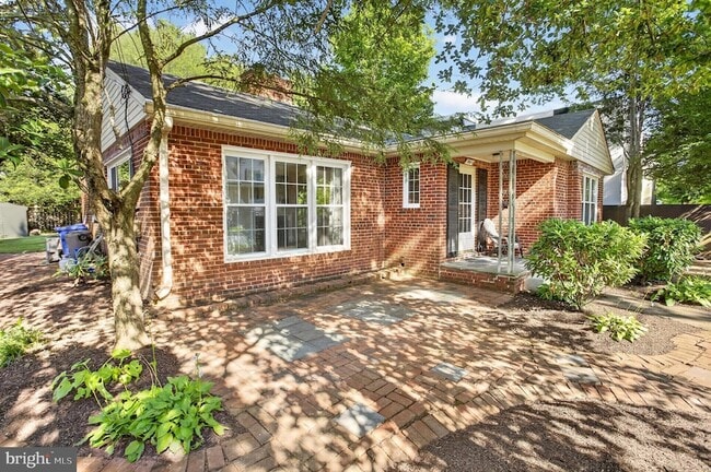 Photo - 7803 Marbury Rd