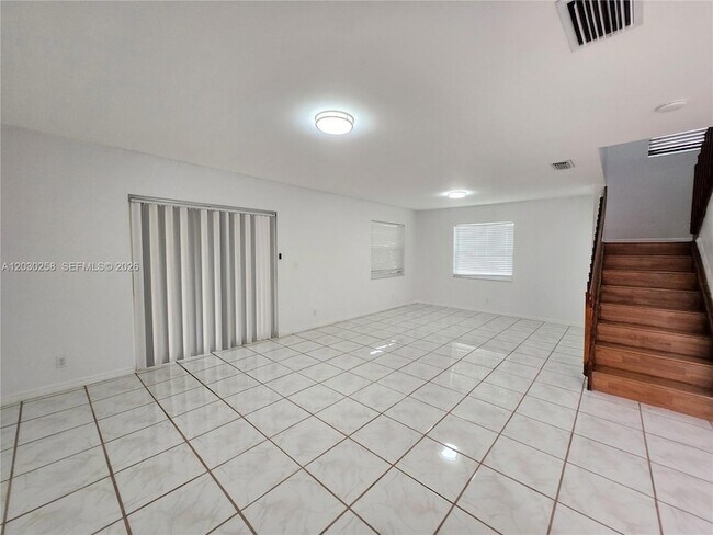 Photo - 3332 Orinoco Ln