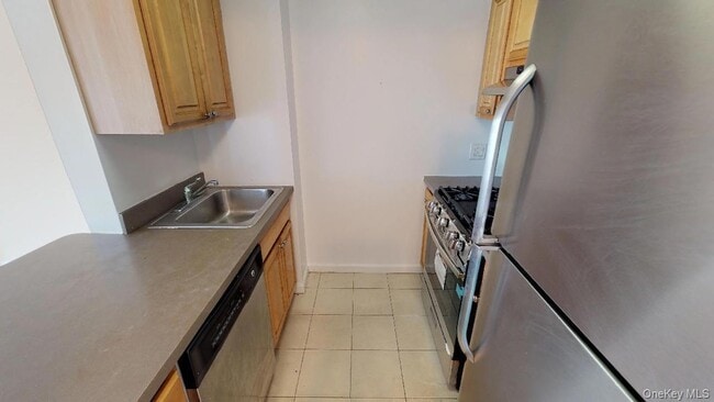 Photo - 102-30 Queens Blvd Unit 4c