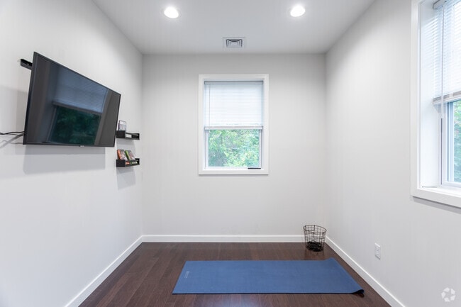 Photo - Hudson Harbour