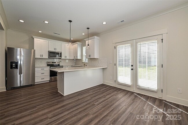 Photo - 729 Wabash Ave