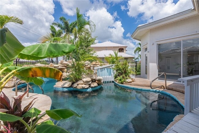 Photo - 2417 Cape Coral Pkwy W