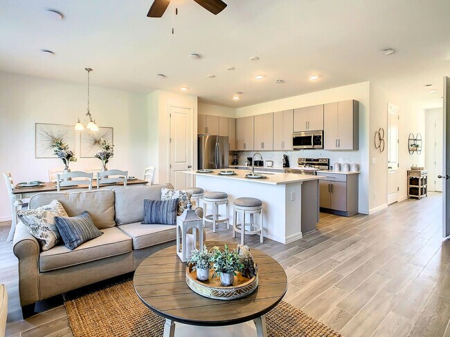 Photo - 820 Longboat Dr Unit ID1314991P