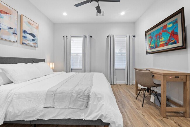 Photo - 3748 E Taylor St Unit ID1244321P