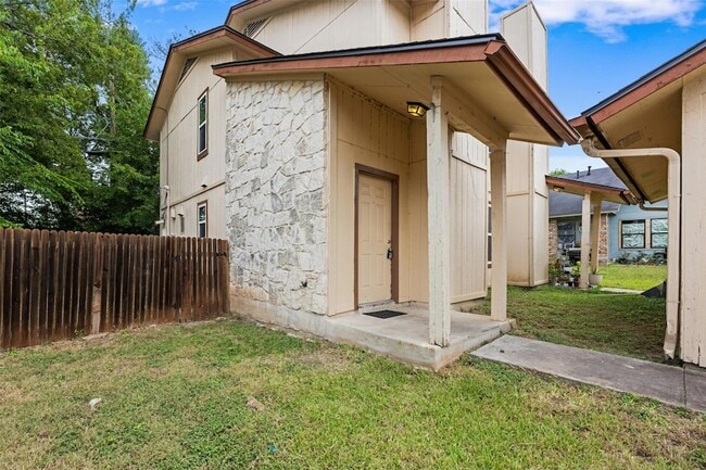 Photo - 1805 Rawhide Loop Unit 1807