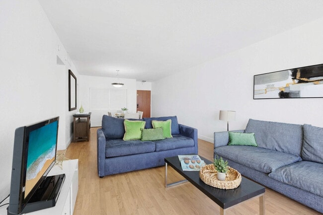 Building Photo - 3801 S Ocean Dr Unit SI ID1227555P