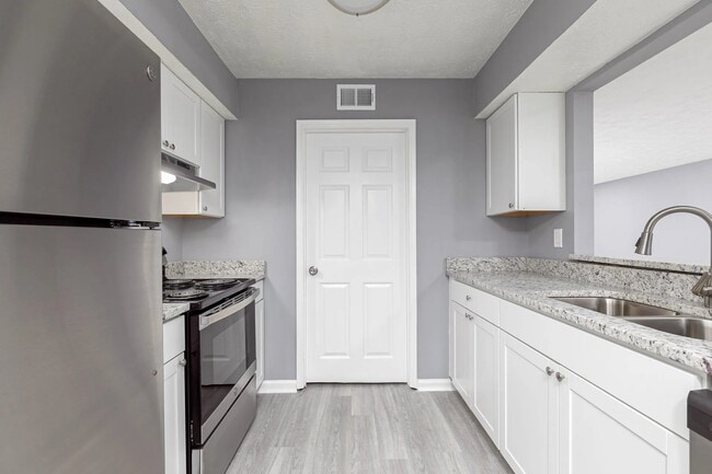 a*5様 【オークション売り切り】LUDLOW バレリーナ 希少グレー公式再販プ Briarhill 563 Apartments - Riverdale, GA 11 units available