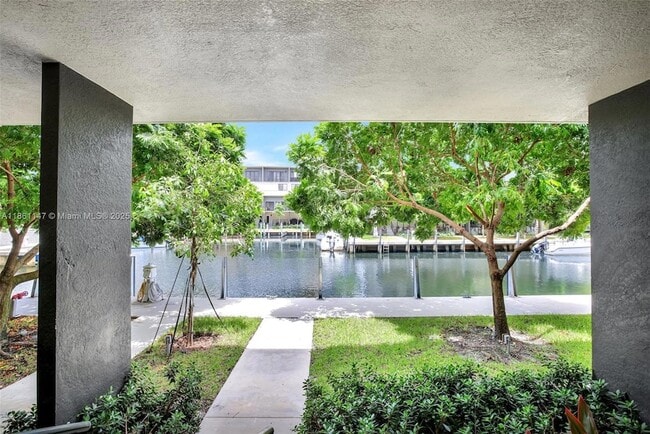 Photo - 164 SE 4th Terrace