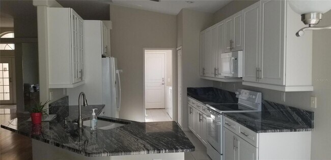 Photo - 232 Wetherby St