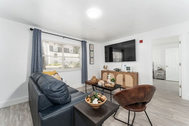 Photo - 2360 SW Archer Rd Unit ID1355835P