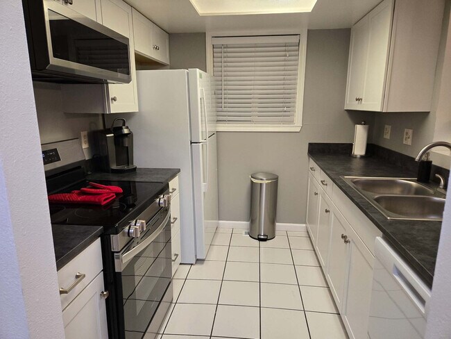 Photo - 2207 Parker Ave Unit SI ID1460948P