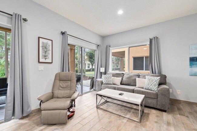 Photo - 8419 Mulligan Cir Unit SI ID1586082P
