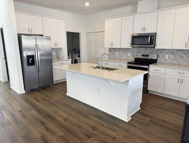 Photo - 2345 Treasure Hill St