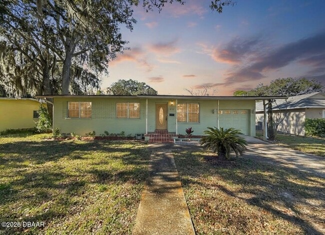 Building Photo - 632 Tarragona Way