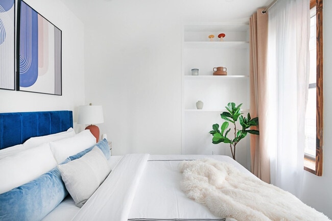 Photo - 515 W 48th St Unit SI ID1021966P