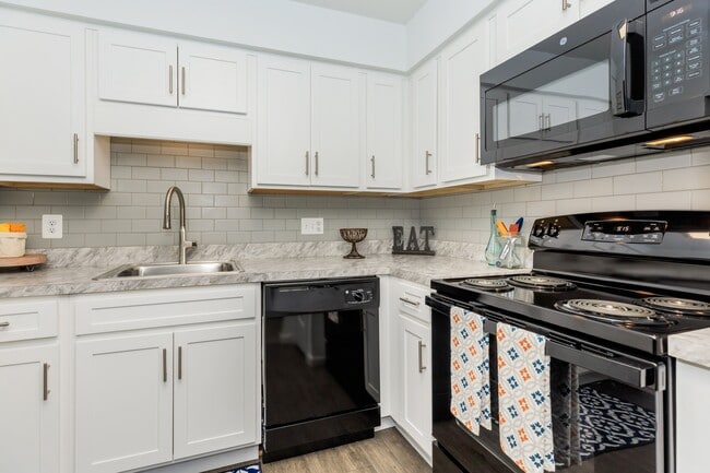 Photo - Rivers Edge Apartments