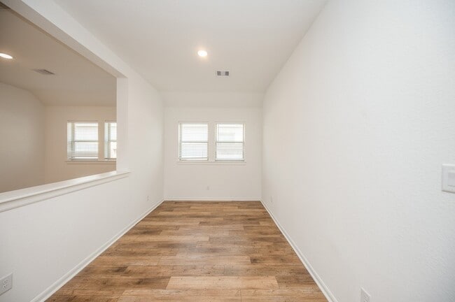 Photo - 42514 Summer Crst Rd