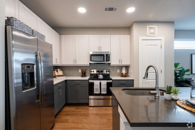 Photo - Presidium Revelstoke