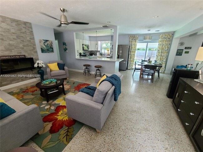 Photo - 2741 NE 16th Ave