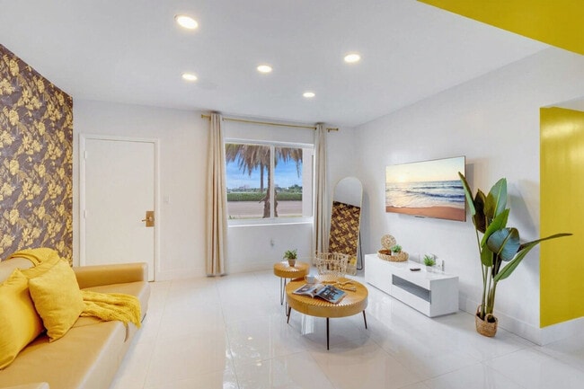 Photo - 809 S Ocean Dr Unit SI ID1227349P