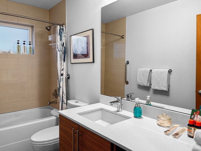 Photo - 2904 Alki Ave SW Unit ID1051270P