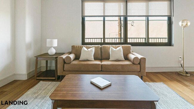 Building Photo - 1414 Wood Hollow Dr Unit 326