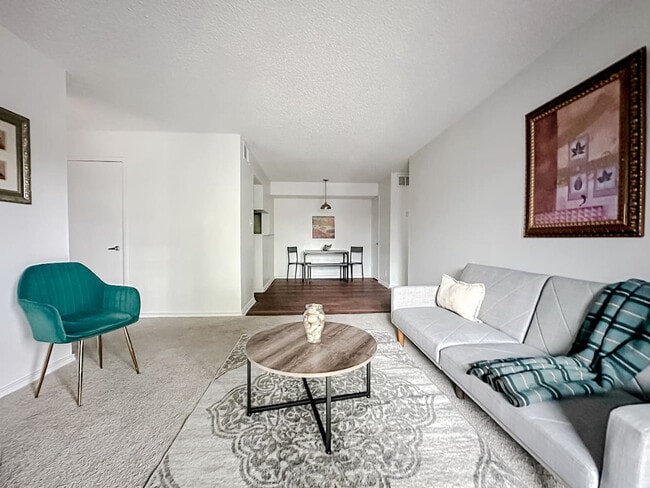 Photo - 1071 Clayton Ln Unit SI ID1534927P