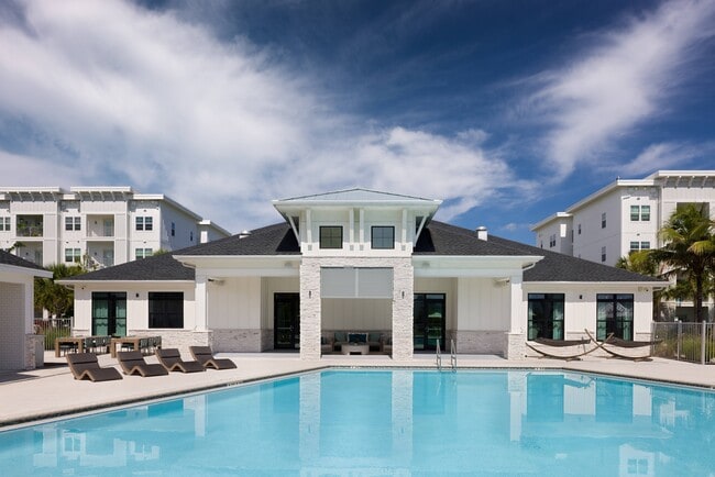 Photo - Oasis at Surfside