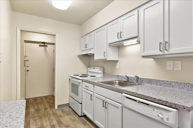 Photo - Parkwood Apartments