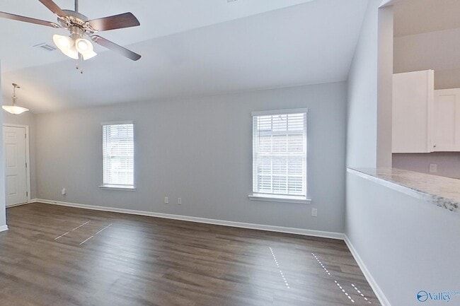 Photo - 107 Dawson's Ml Dr