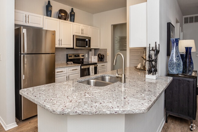 2BR,2BA-Yorkshire - Grand Estates at Keller