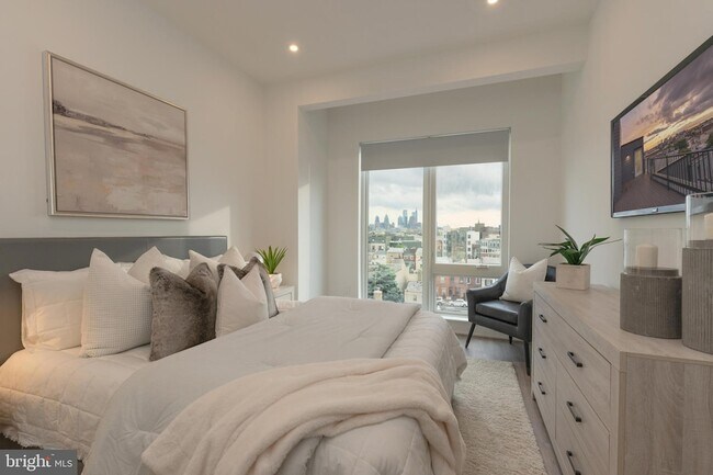 Photo - 1421-23-1423 E Columbia Ave Unit 402