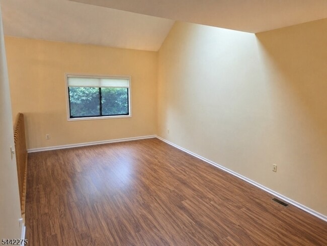 Building Photo - 41 Arbor Cir