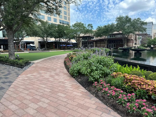 Photo - 800 Town and Country Blvd Unit ID1335681P