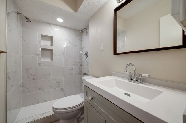 Photo - 2601 Bellefontaine St Unit A203