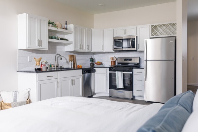 studio kitchen 1 - bantr Stevens Point