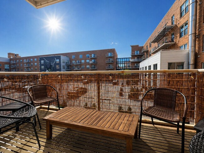 Photo - 145 N Jackson St Unit SI ID1379019P