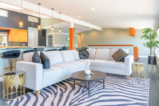 Photo - 5627 Illahee Road NE Unit ID1347349P