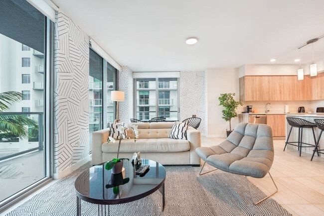 Building Photo - 3900 Biscayne Blvd Unit SI ID1263814P