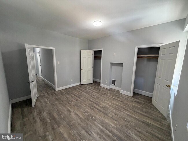 Photo - 1734 W Atlantic St