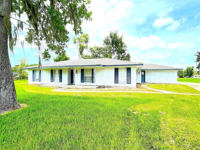 Building Photo - 316 Rabbit Trail