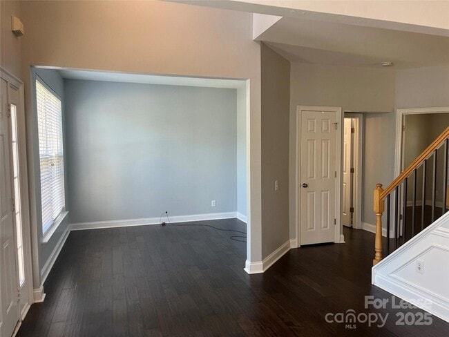 Photo - 8601 Fieldcroft Dr